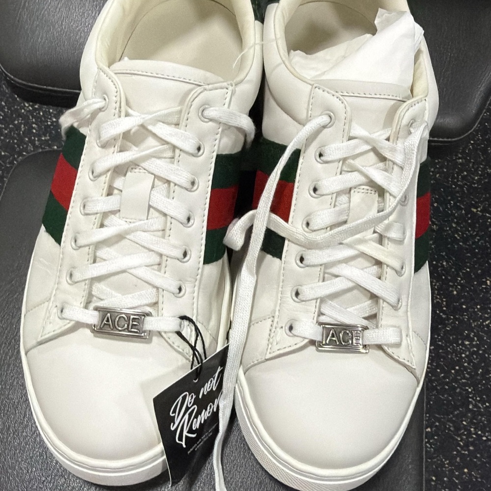 Authentic Gucci White Sneakers with Green and Red Stripes